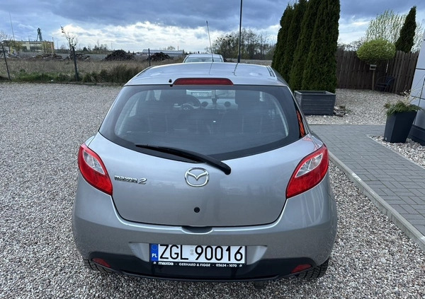 Mazda 2 cena 12900 przebieg: 233000, rok produkcji 2009 z Goleniów małe 497